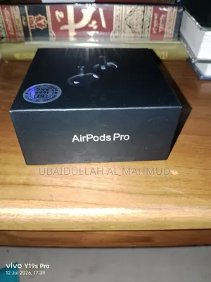 AirPods Pro (2nd Generation) - H2 Chip With Active Noise Cancellation