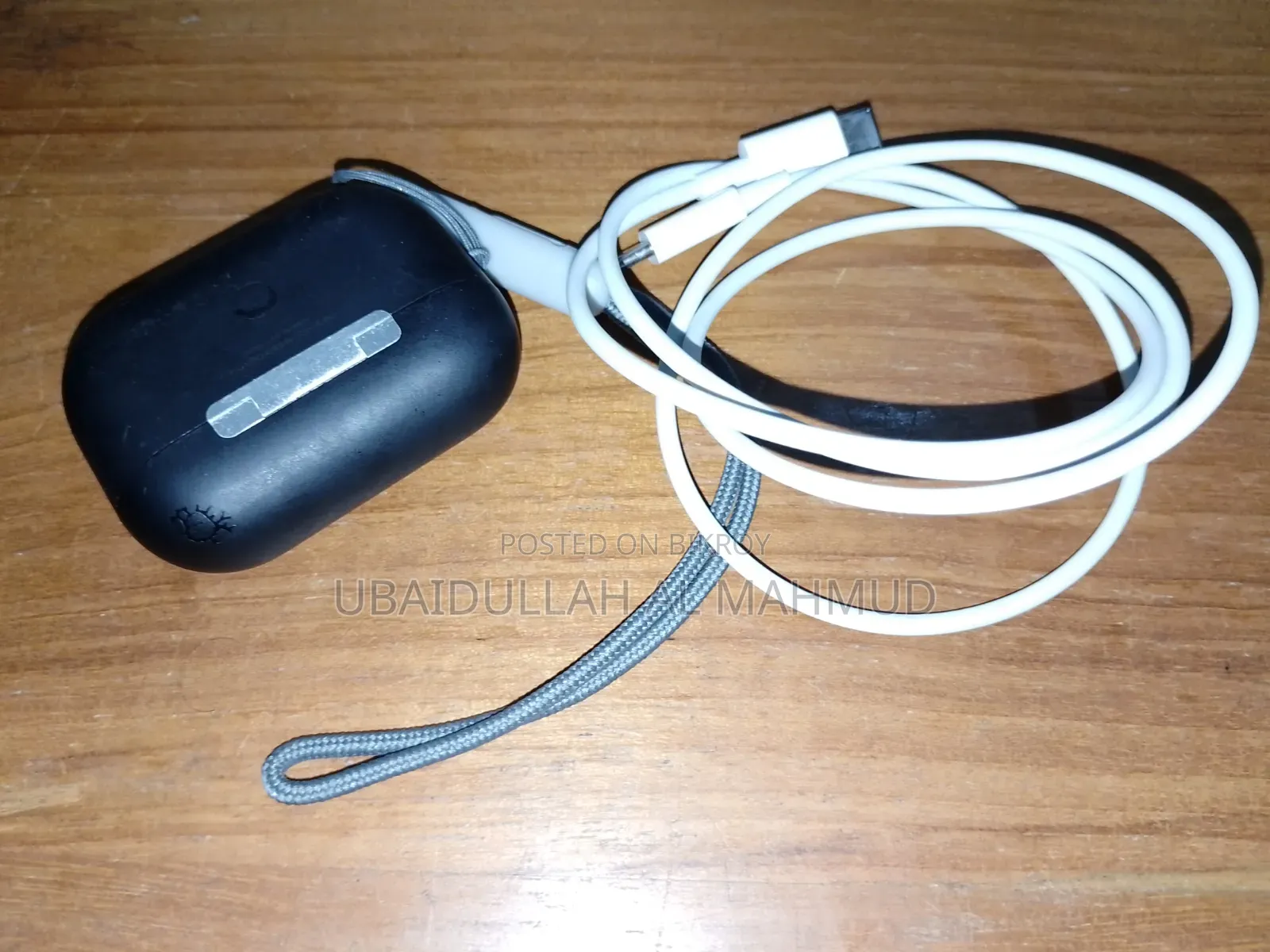 AirPods Pro (2nd Generation) - H2 Chip With Active Noise Cancellation