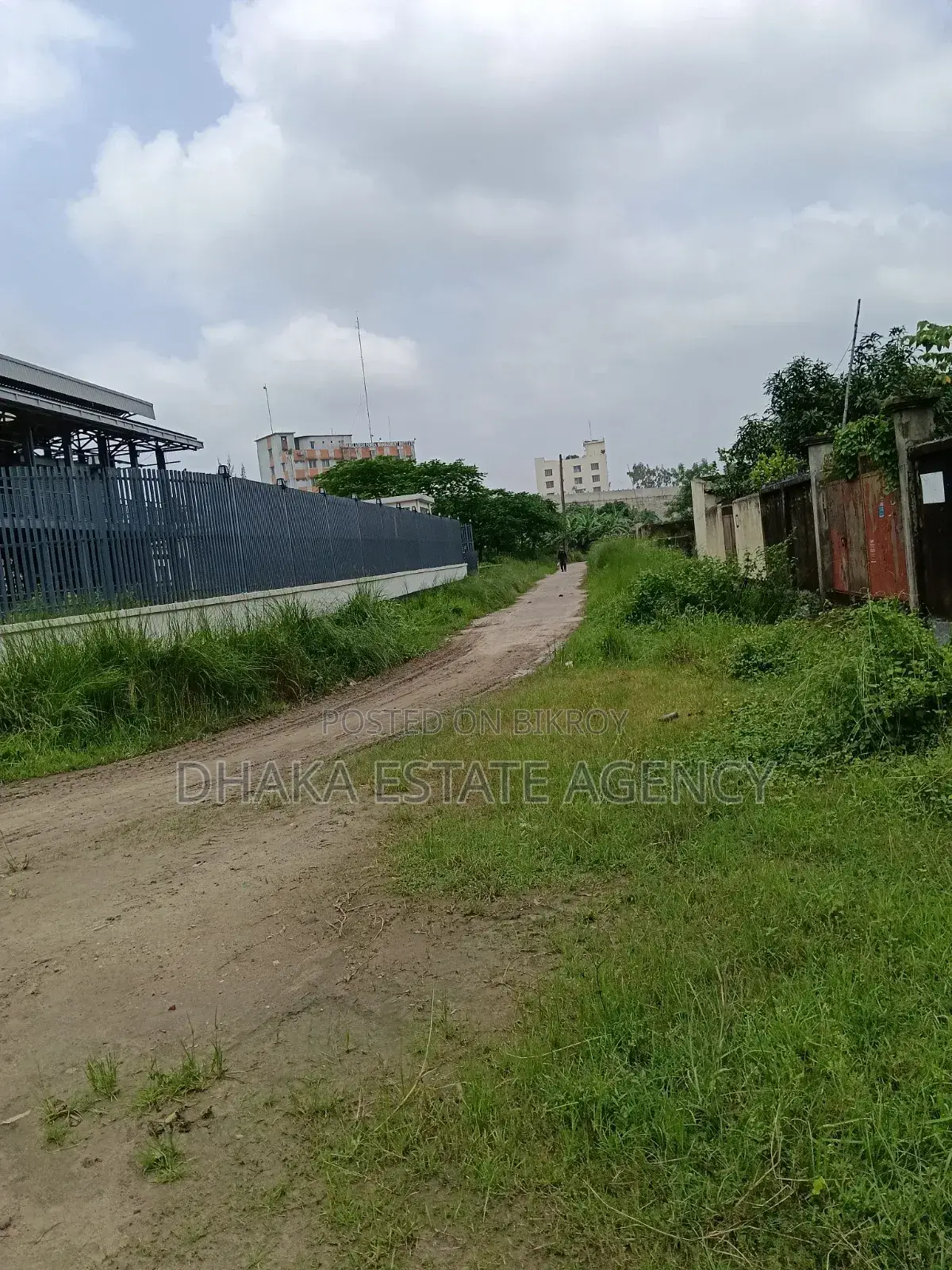 Bashundhara Block-M, 10 Katha South Facing Plot Sale