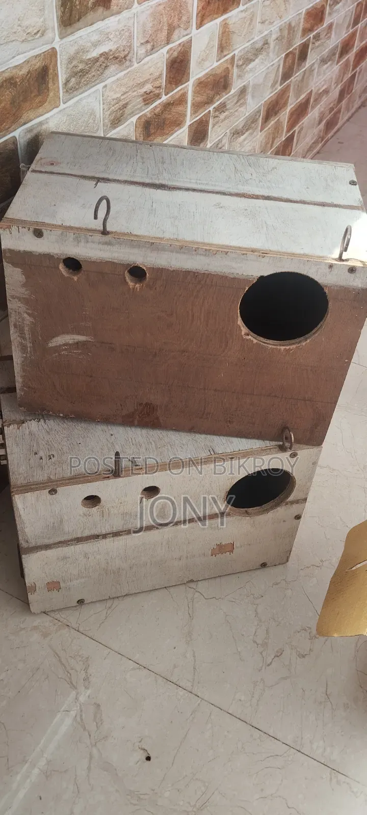 পাখির ব্রিডিং বক্স