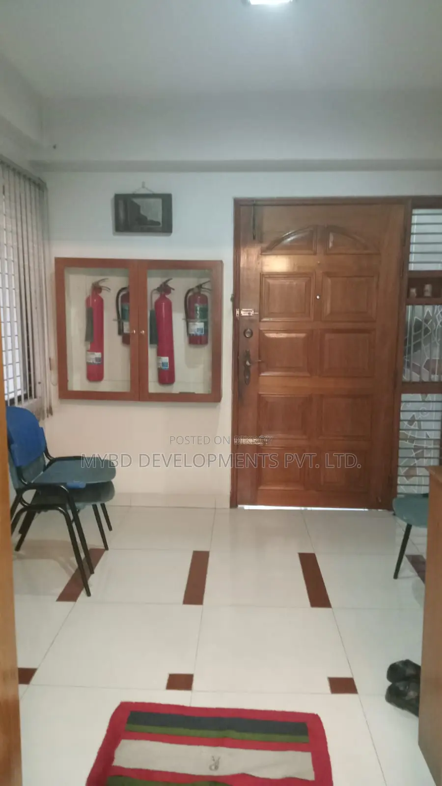 Furnished 5-Bedroom Apartment in Basundhara for sale