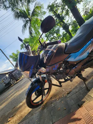 Hero Glamour 2015 Black