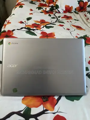 Laptop Acer AcerNote 4GB Intel HDD+SSD 1T