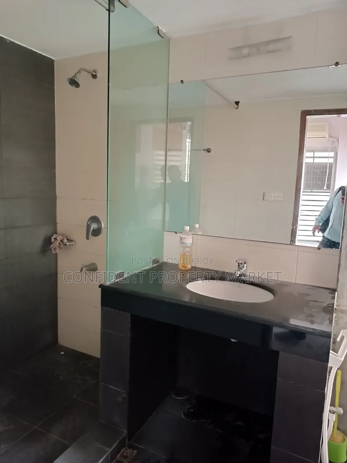 4-Bedroom Apartment in Baridhara for Rent