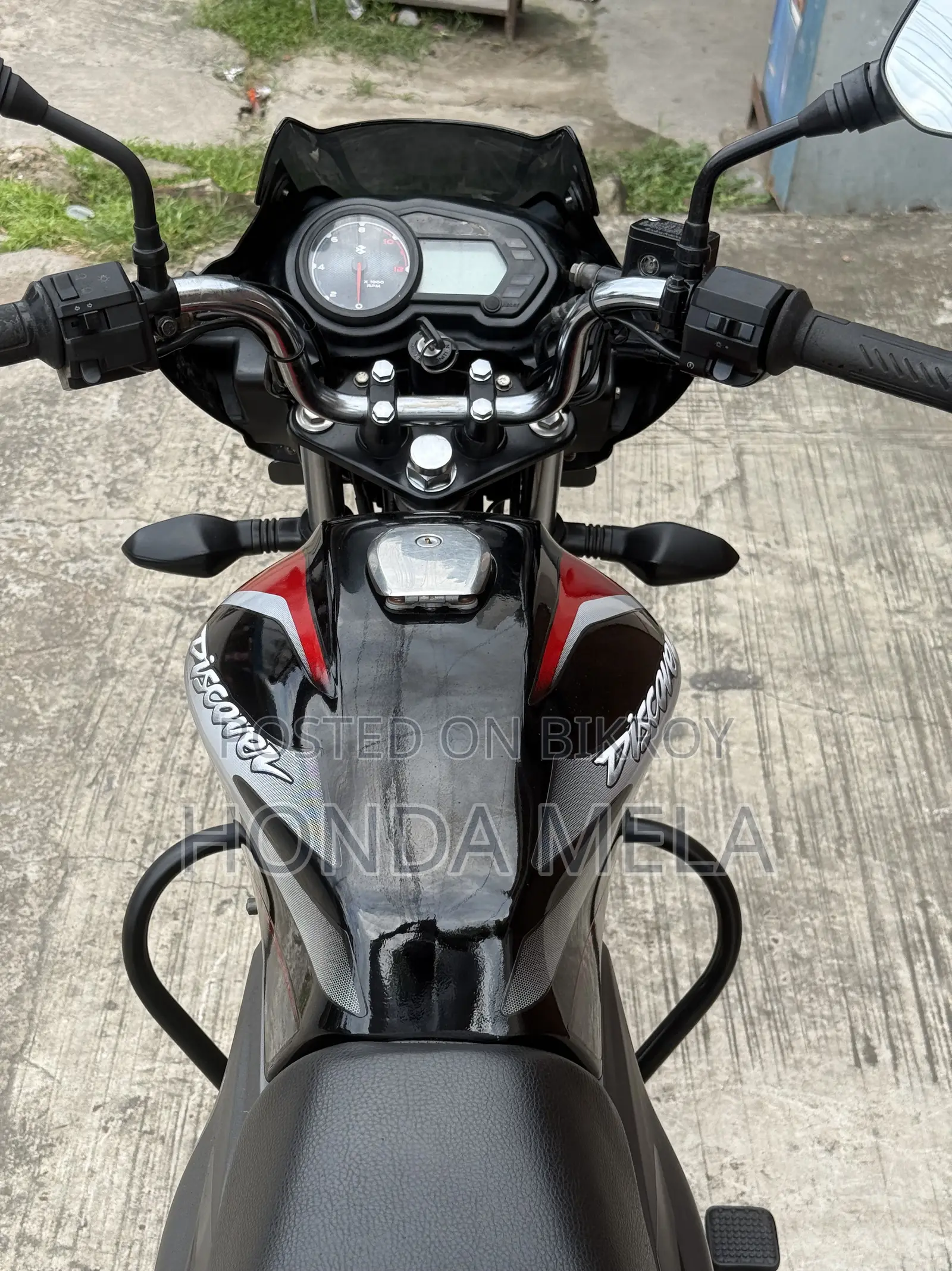 Bajaj Discover 125 2020 Black