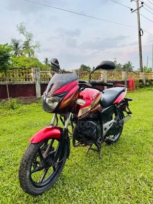 Bajaj Pulsar 150 2012 Red