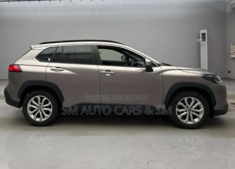 Toyota Corolla Cross 1.8 Hybrid FWD 2022 Brown