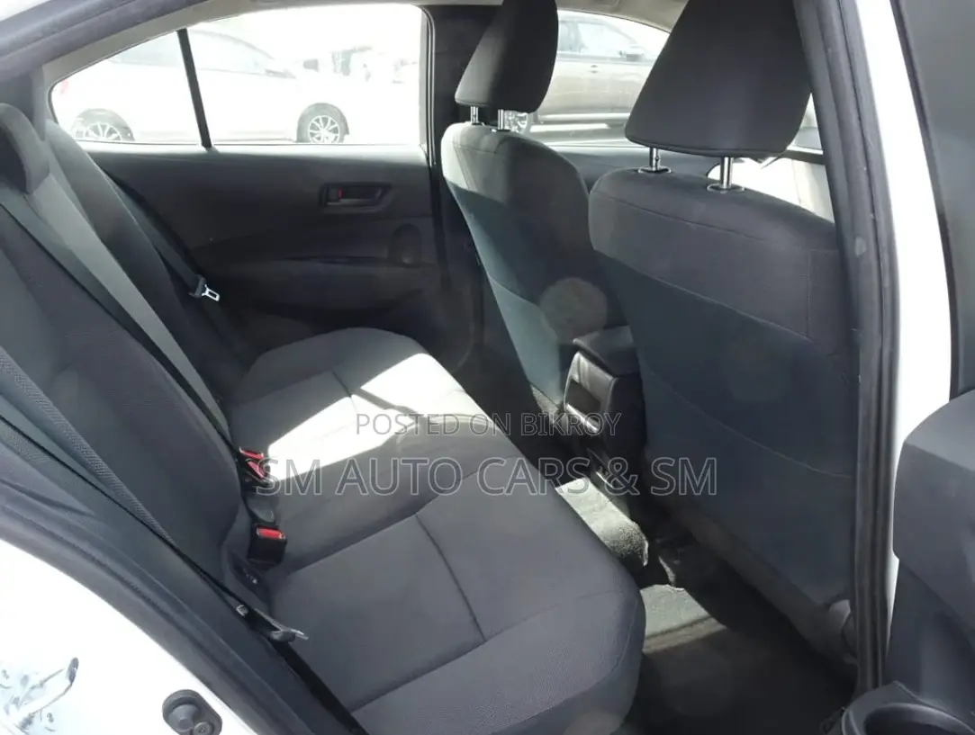 Toyota Corolla 2021 White
