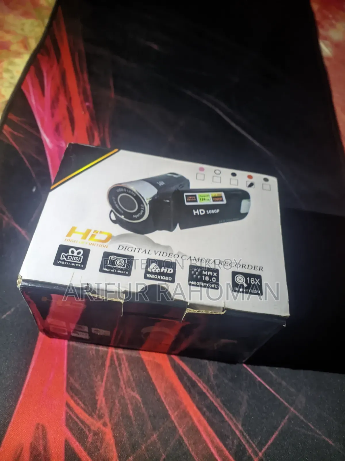 HD Digital Video Camera Recorder | 1080P | 16MP | 16X Zoom | 2.4" LCD