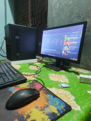Desktop Computer Samsung 8GB Intel Core I3 SSD 256GB