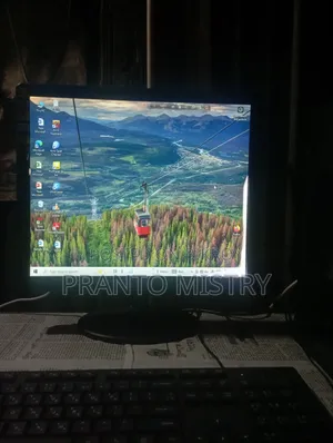 Desktop Computer 8GB Intel Core i5 128GB SSD