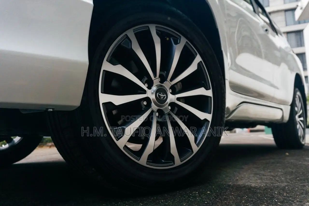 Toyota Land Cruiser Prado 2019 Pearl