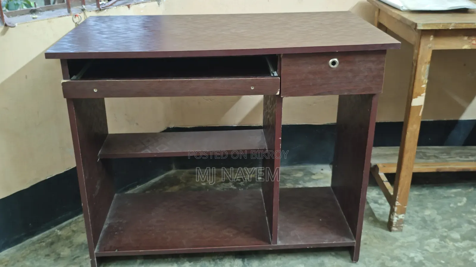 Computer Table