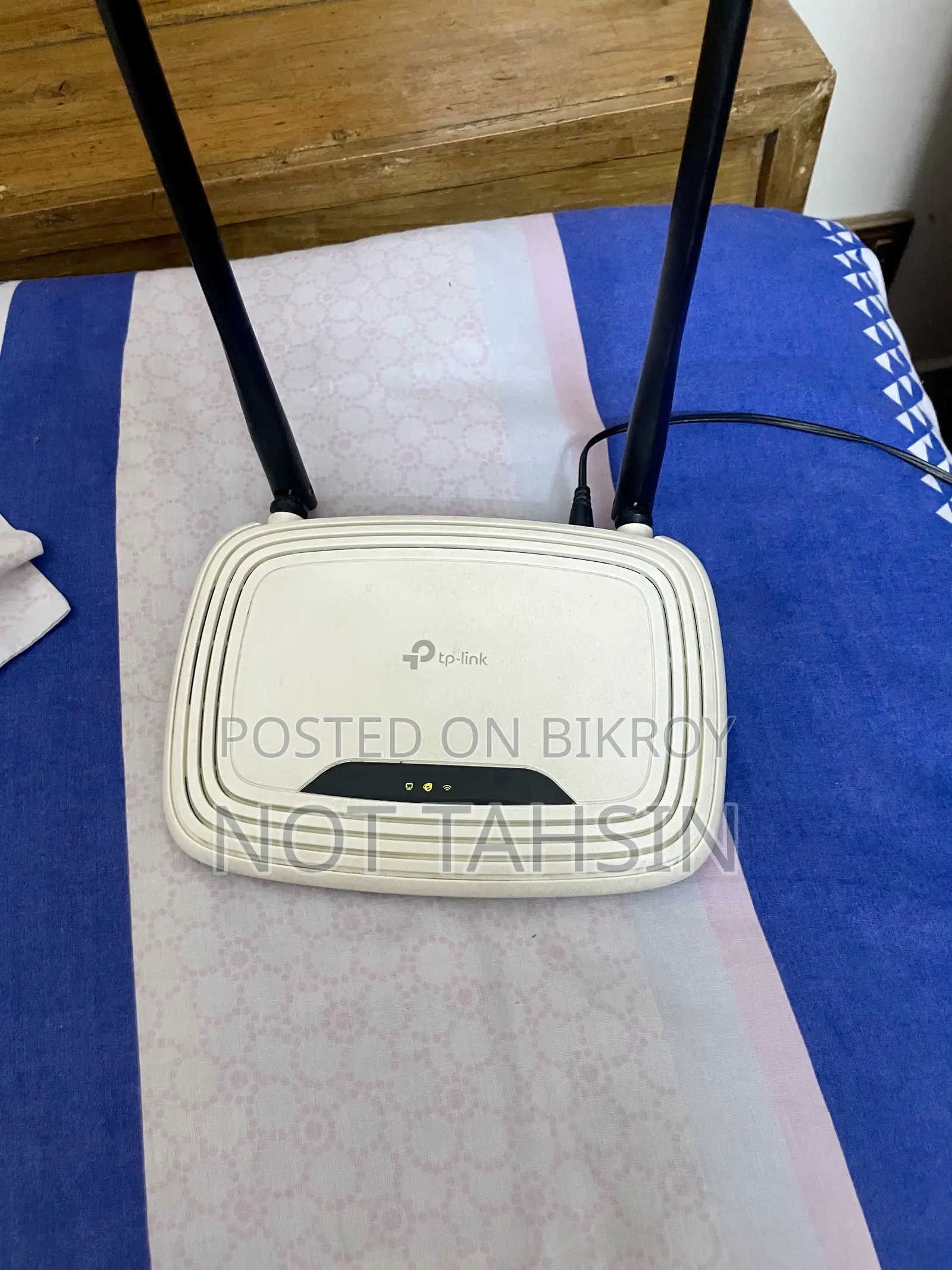 TP-Link Wi-Fi Router (Used) - Good Condition - 300 Mbps