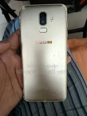 Samsung Galaxy J8 64 GB Gold