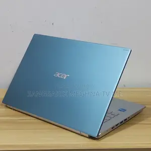 Laptop Acer 3GB Intel SSD 256GB
