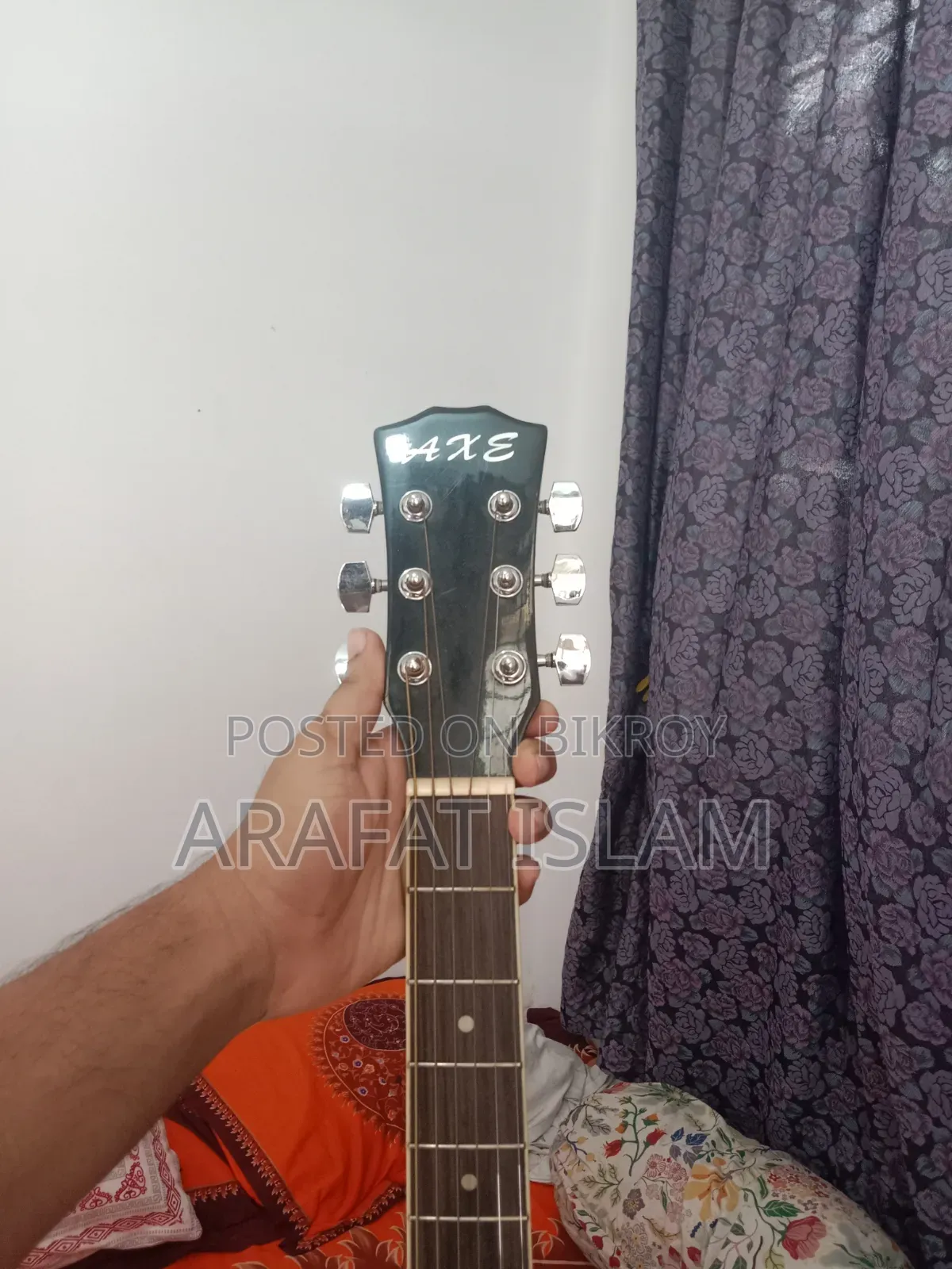 Axe Ag3c guitar will be sold