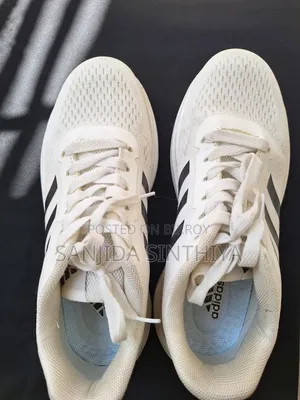Adidas Sneaker, Used, Good Condition