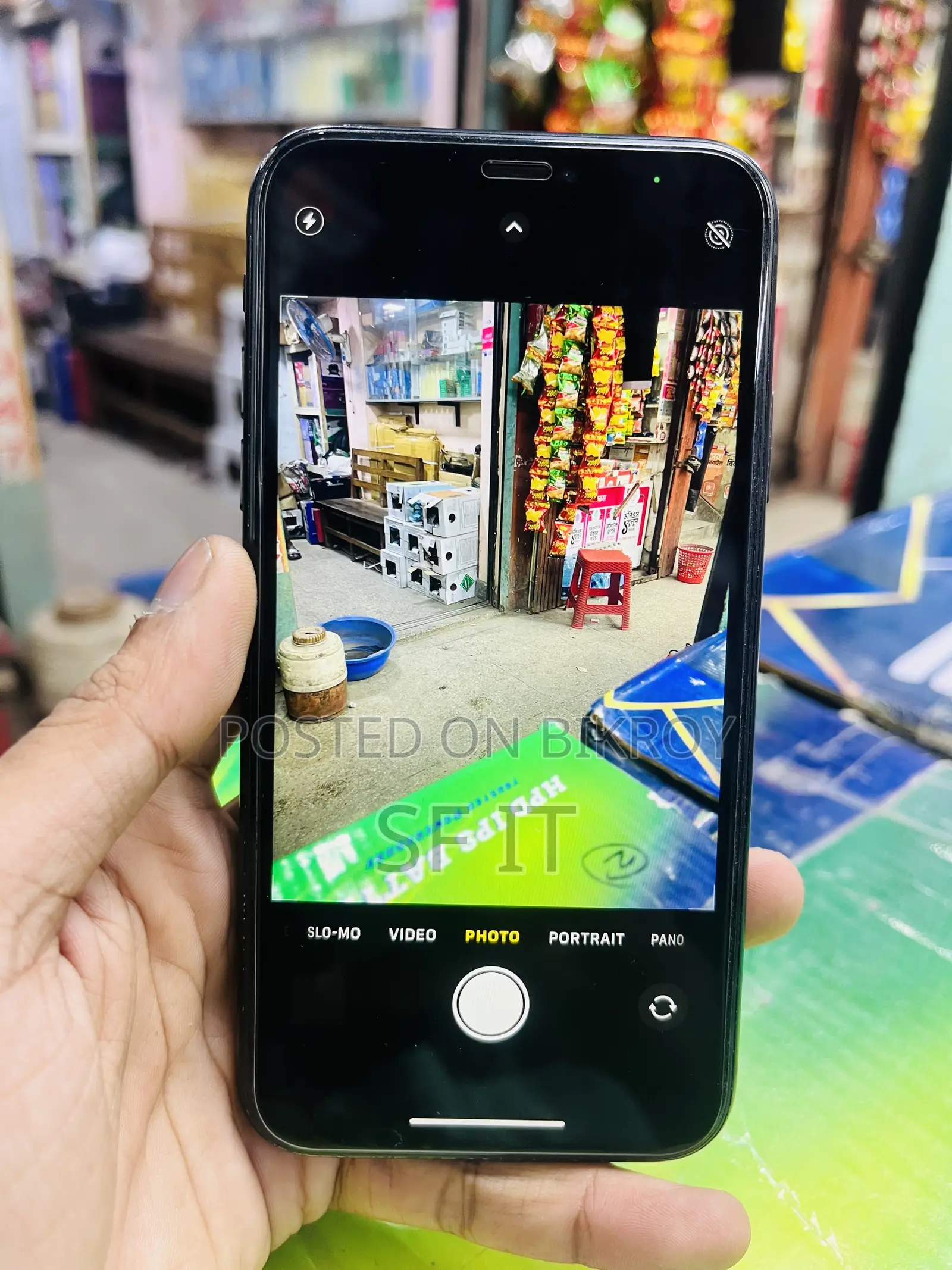 অ্যাপল আইফোন এক্সআর ১২৮ জিবি ব্ল্যাক