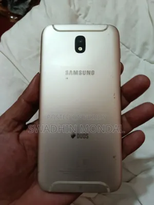 Samsung Galaxy J7 Pro 32 GB Silver