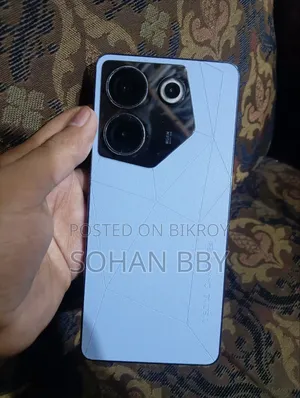 টেকনো ক্যামন ২০ প্রিমিয়ার ১২৮ জিবি ব্লু