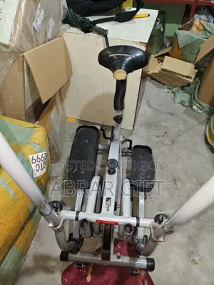 লাইফলাইন ২ ইন ১ অরবিট্রেক এলিপটিক্যাল সাইকেল - চালু অবস্থায় আছে