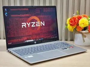 Laptop HP 8GB AMD Ryzen SSD 512GB