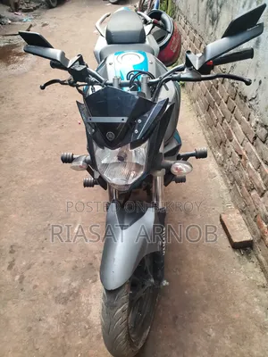 ইয়ামাহা এফজেডএস ভি২ ২০২৪ গ্রে