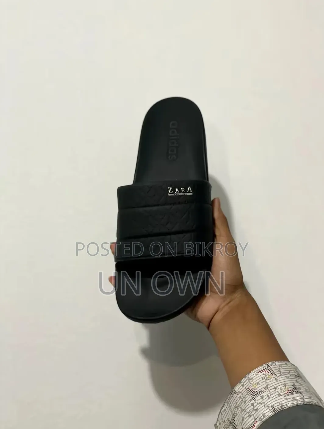Zara Slides