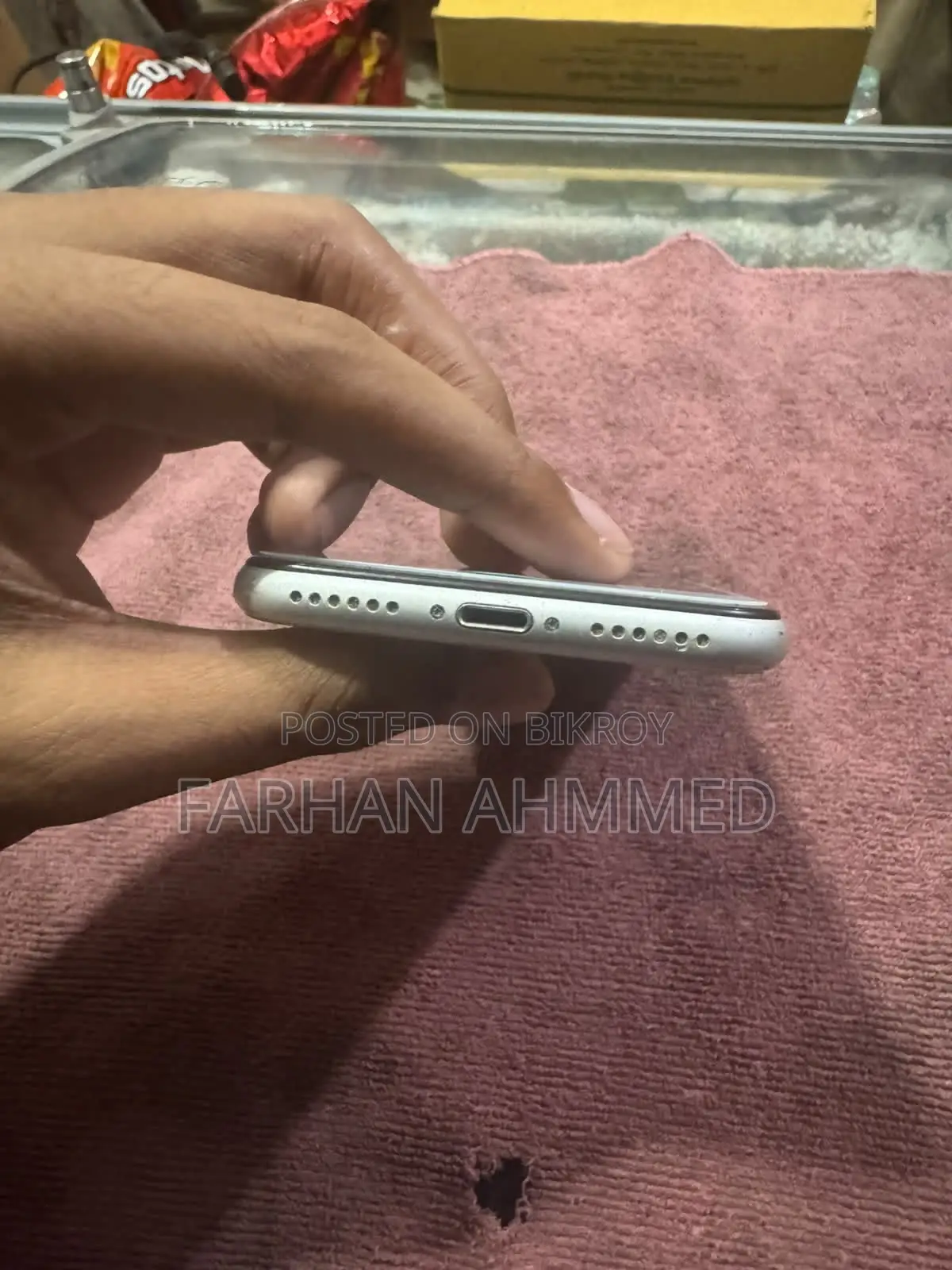 Apple iPhone SE (2020) 64 GB White