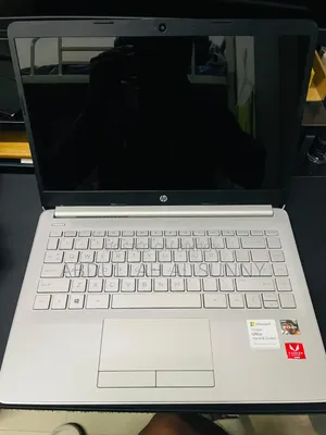 Laptop HP 14S 8GB AMD Ryzen 5 256GB SSD