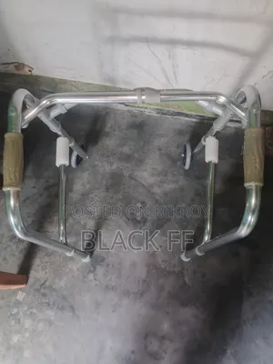 স্ক্র্যাচার্স