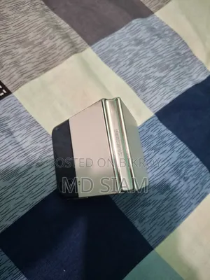 Samsung Galaxy Z Flip4 256 GB Gold