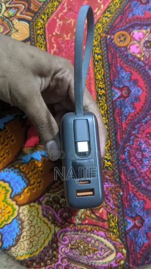 নতুন ২০০০০এমএএইচ পাওয়ার ব্যাংক ১ বছরের ওয়ারেন্টি