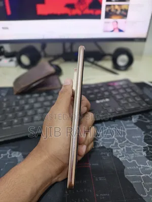 ভিভো ভি৬০ই ২৫৬ জিবি গোল্ড