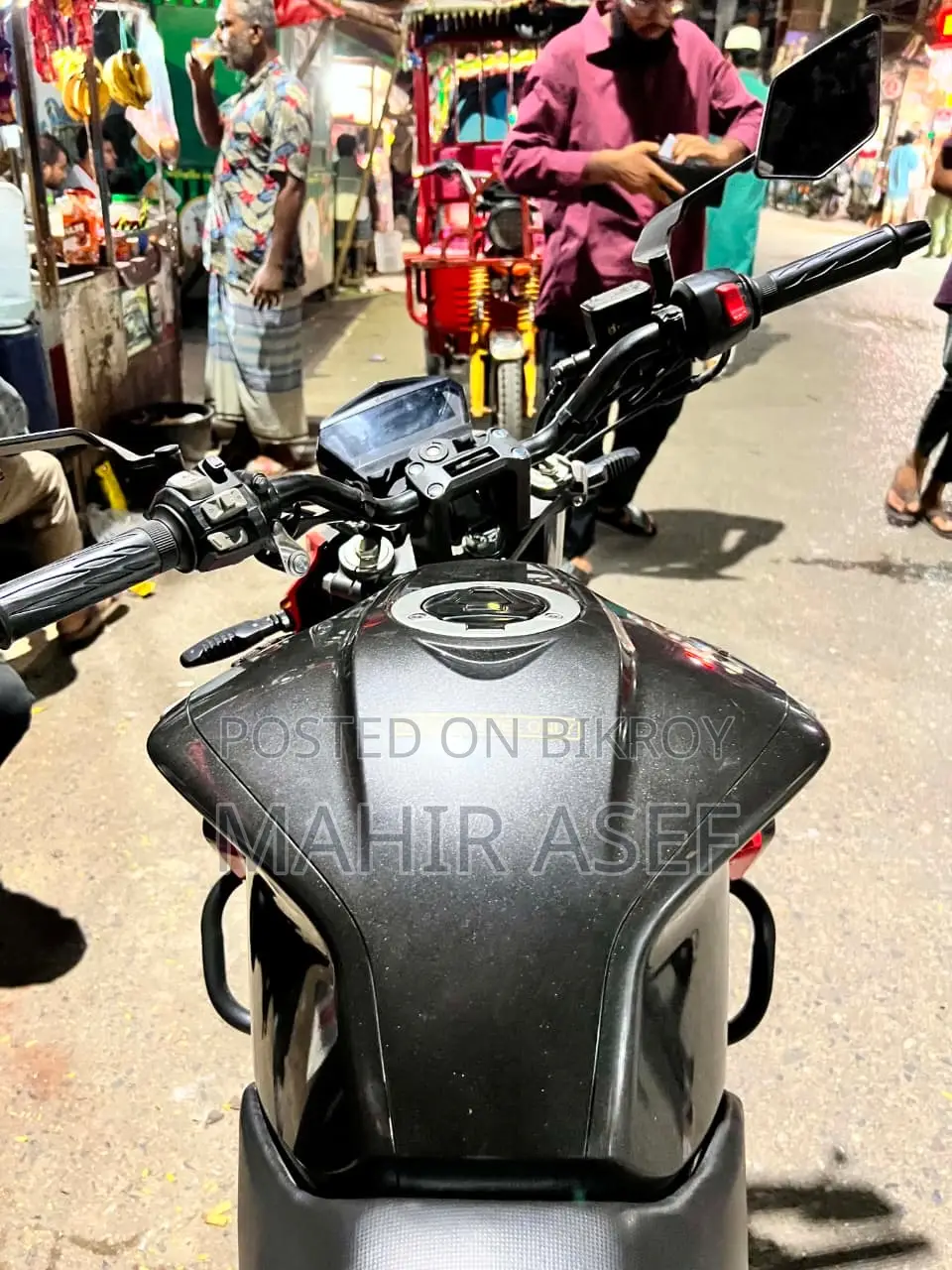 হিরো এক্সট্রিম ১২৫আর ২০২৫ লাল