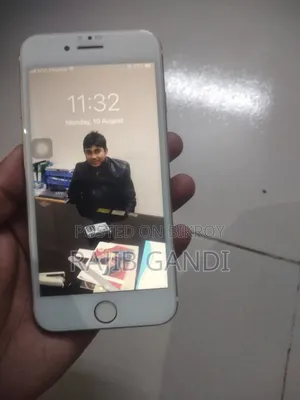 Apple iPhone 7 32 GB Gold