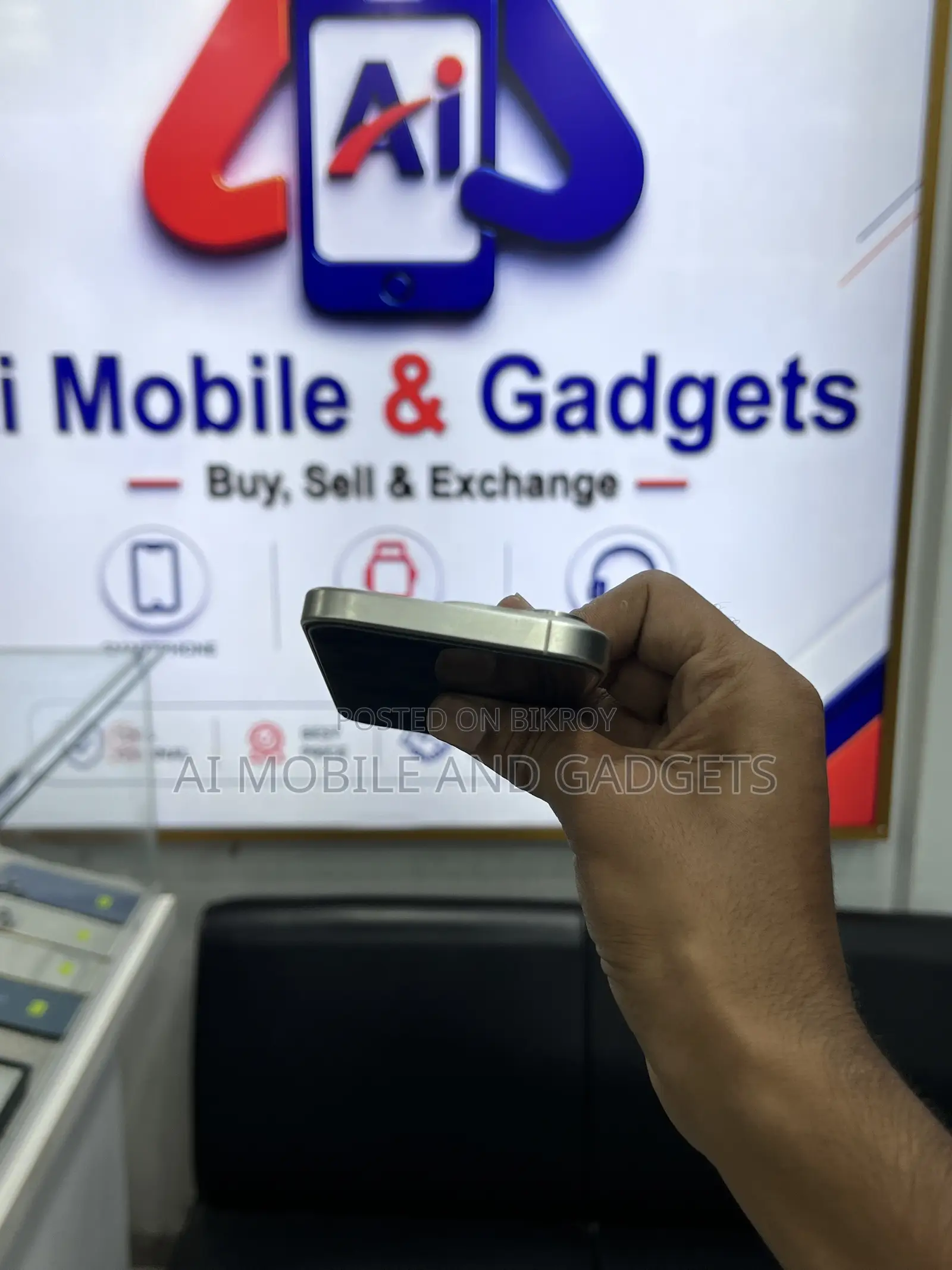 Apple iPhone 15 Pro 128 GB White