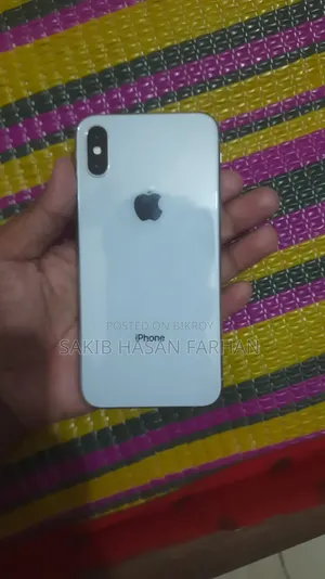 অ্যাপল আইফোন এক্সএস ২৫৬ জিবি হোয়াইট