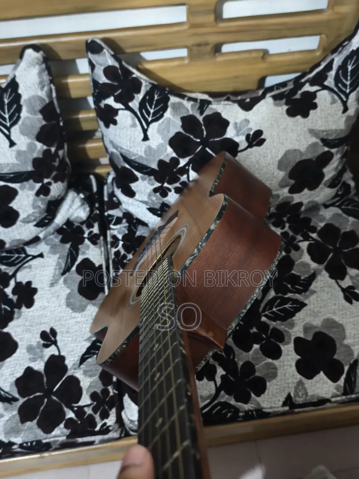 Giuliani GAG-36SS Acoustic Travel Guitar