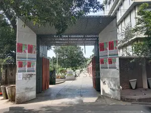 ঢাকা বনানী কবরস্থানে একটি স্থায়ী কবরের প্লট বিক্রয় করা হবে