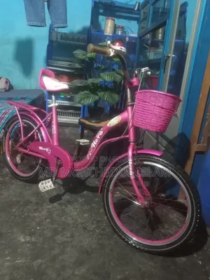 I will sell a baby girl's bicycle.
