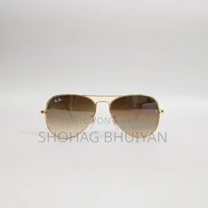 রে-ব্যান সানগ্লাস