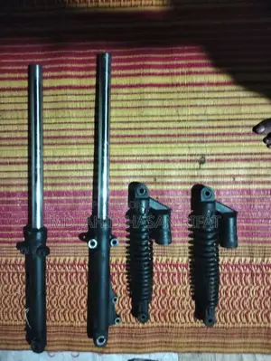 মোটরসাইকেল সাসপেনশন