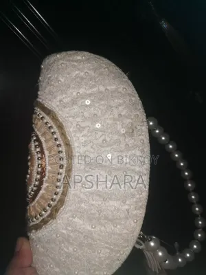 আড়ং পার্ল ইভনিং পার্টি ব্যাগ