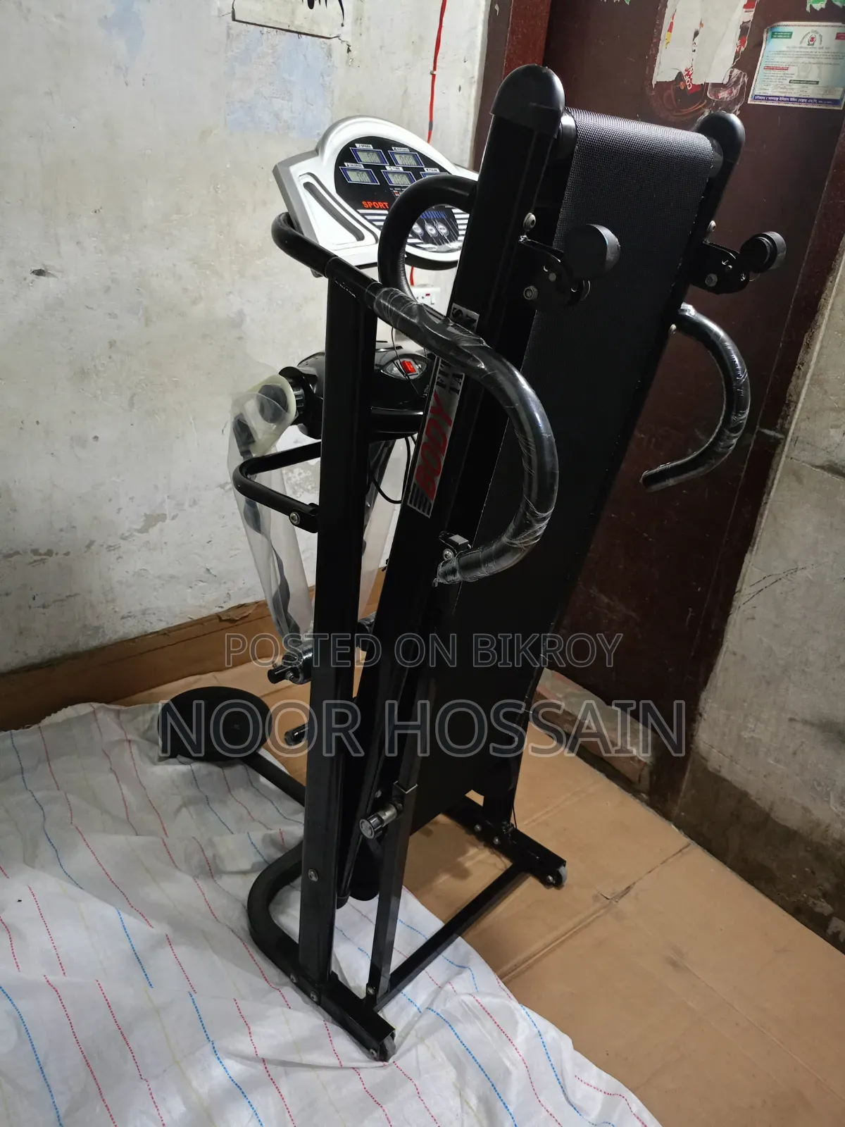 6 in 1 Manual Treadmill