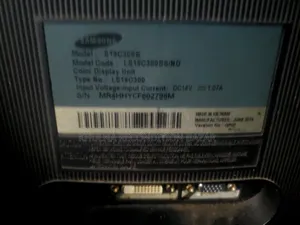 4 Damaged Display 19" Monitors for Sale