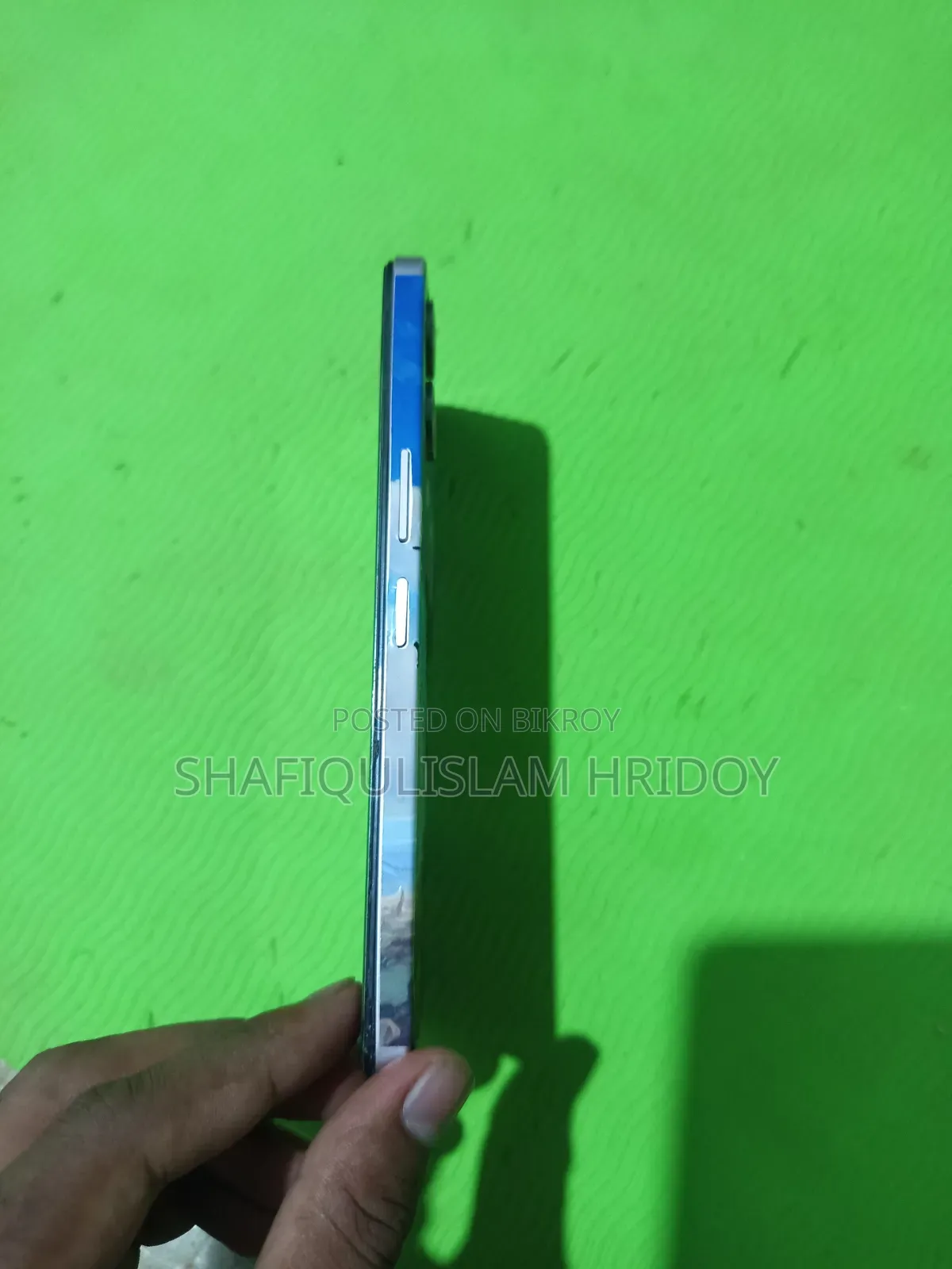 Vivo Y04 ৬৪ জিবি গোল্ড