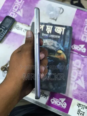 স্যামসাং গ্যালাক্সি এস২১ ৫জি ২৫৬ জিবি সিলভার