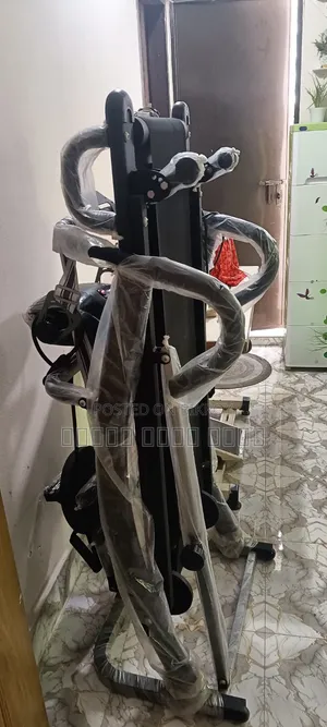 মাল্টিফাংশন ফিটনেস মেশিন